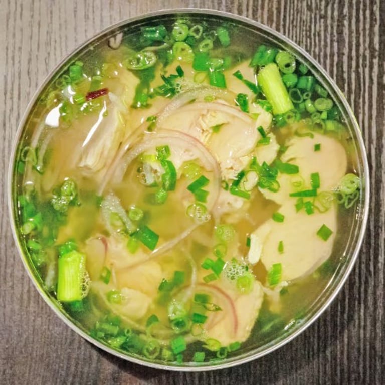 Rice Noodles: Vietnamese Pho and Asian Soup