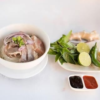 25. Pho Chin Gan / Noodles with Well Cooked Lean Beef, Brisket, & Tendon
